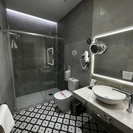 Guest house Hemd Puerta Real Boutique *